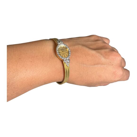 Vintage Benrus Gold Silver Mesh Oval Face Rhinestone Bow Accent Stainless Steel - Picture 11 of 11